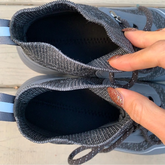 NWOB Vessi Cloudburst High Top Waterproof Shoes in Peak Black size 9 - Picture 14 of 16